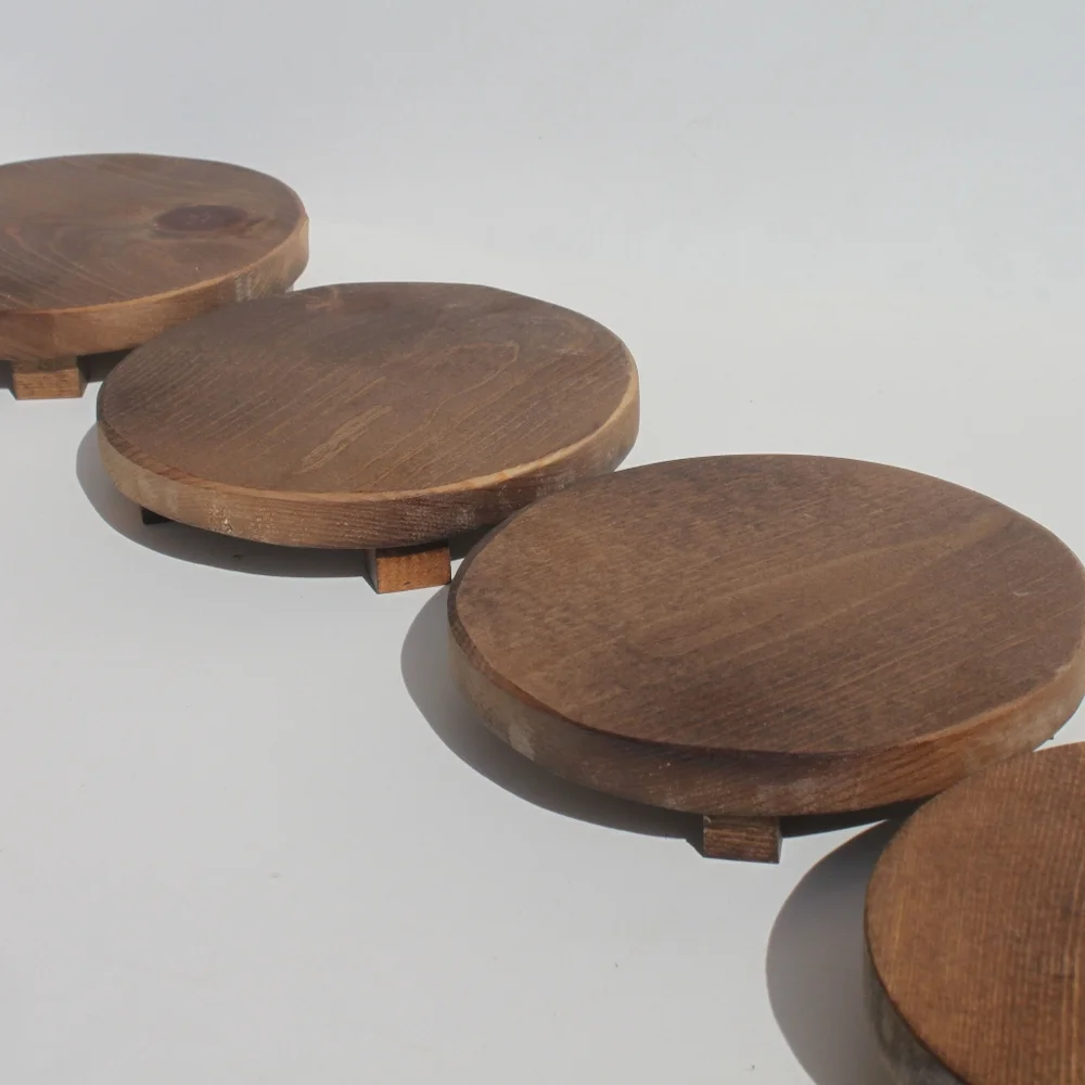 Wooden Round Pedestal Stand